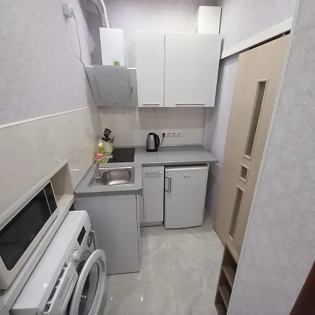 Апартаменты Smart Drahomanova 2а Киев
