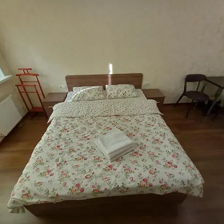 Smart Drahomanova 2а Киев