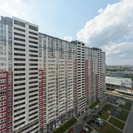 Smart Drahomanova 2а * Киев